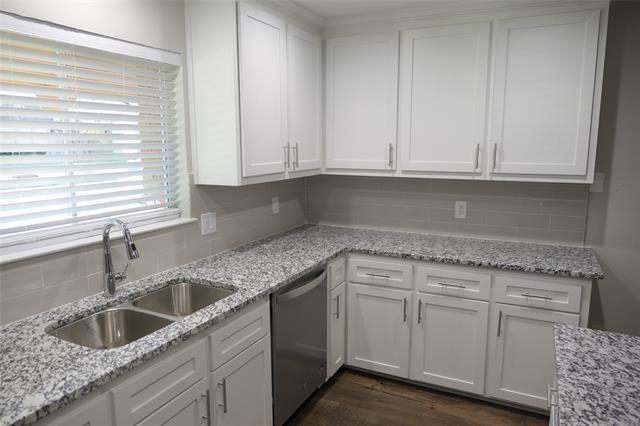 Building Photo - 7023 Briarmeadow Dr