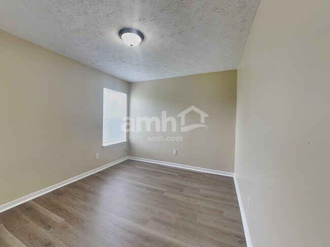 Building Photo - 6763 Wimbledon Dr