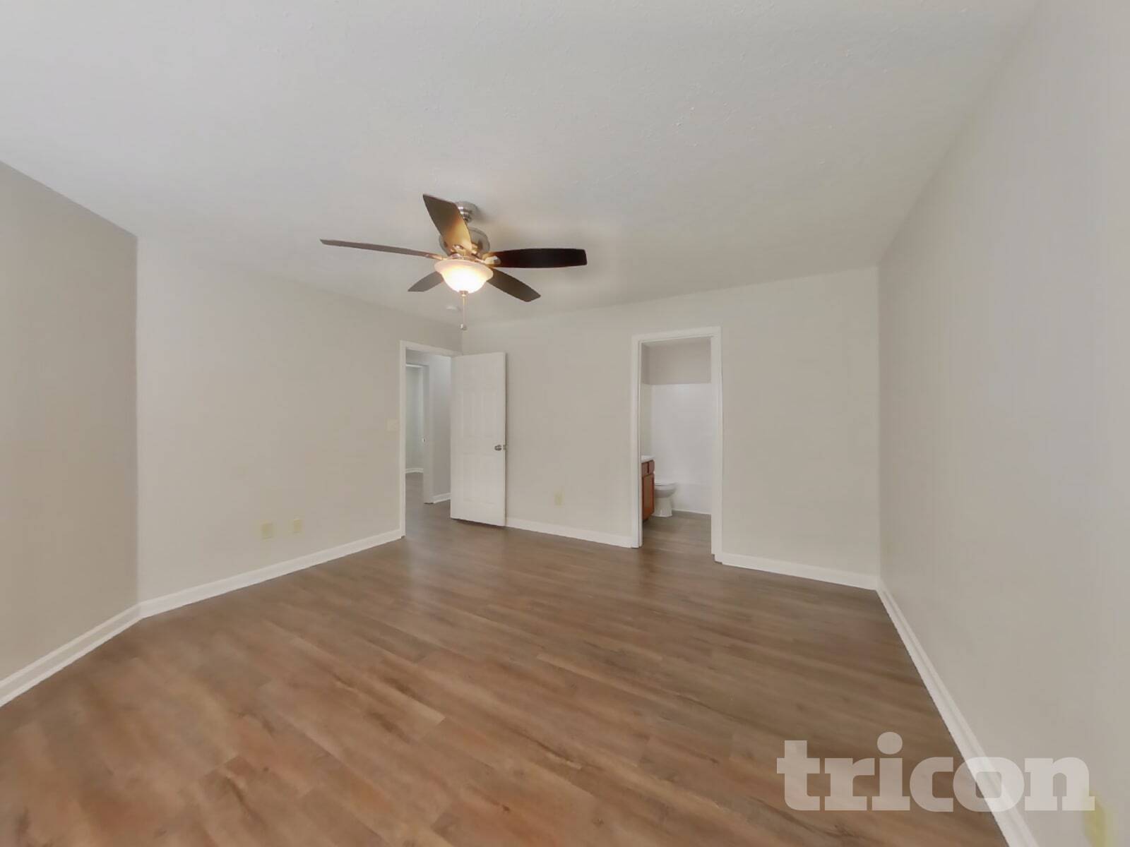 Building Photo - 1039 Central Park Blvd S