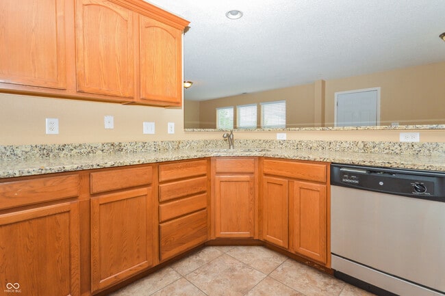 Building Photo - 5550 Honey Creek Ct