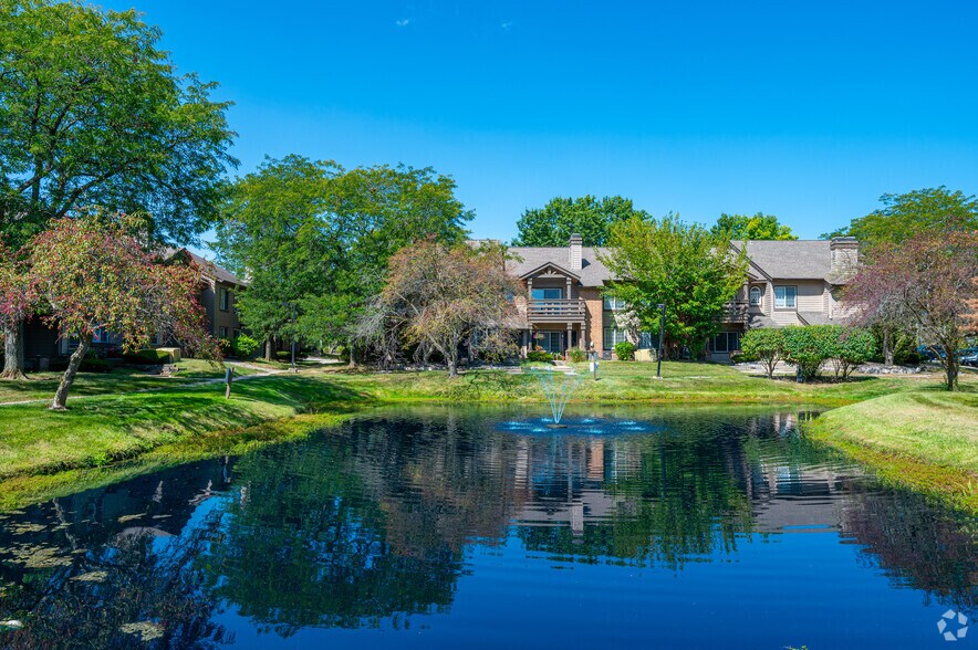 Building Photo - Pointe Inverness