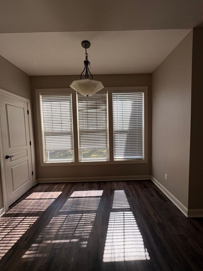 Building Photo - 540 Orchard Cir