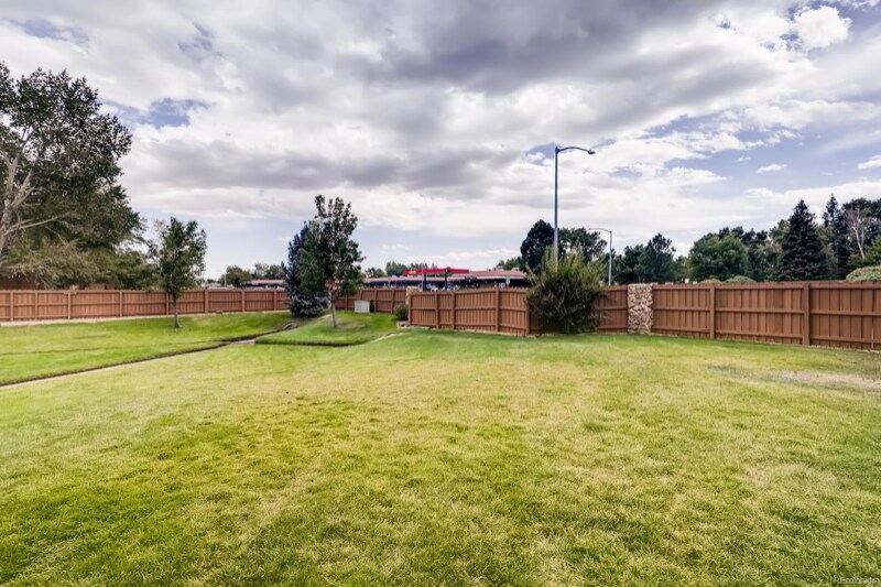 Building Photo - 9586 W 89th Cir