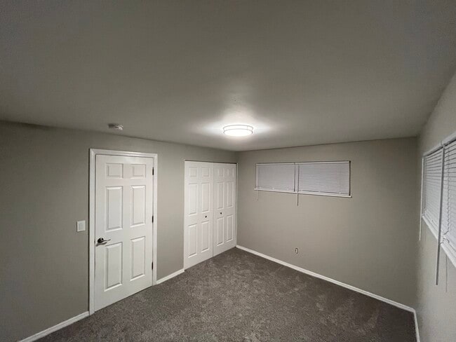 Building Photo - 5645 Botkins Rd
