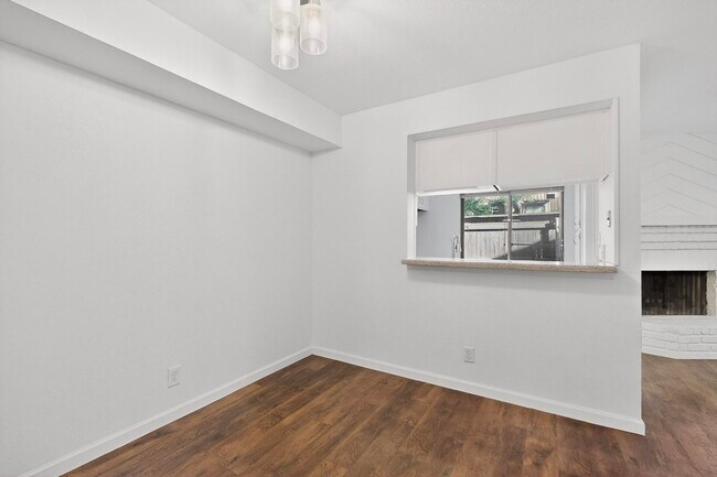 Building Photo - 4800 Northway Dr