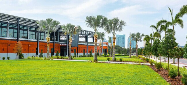 Building Photo - 13609 Heritage Way