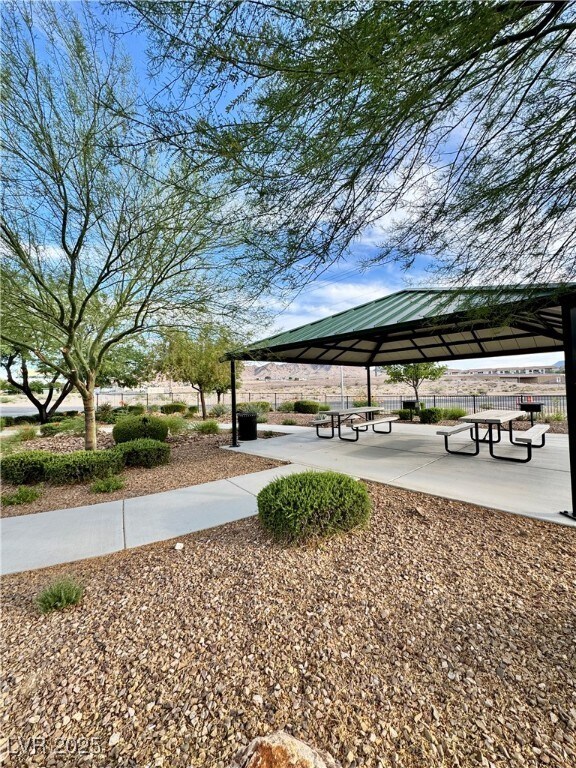 Building Photo - 2300 Sky Island Dr