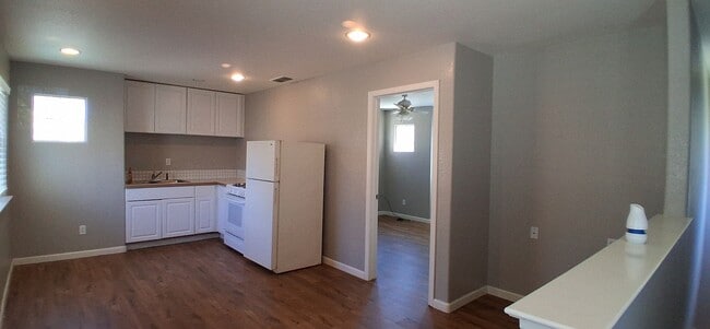 Building Photo - 562 Ranger St
