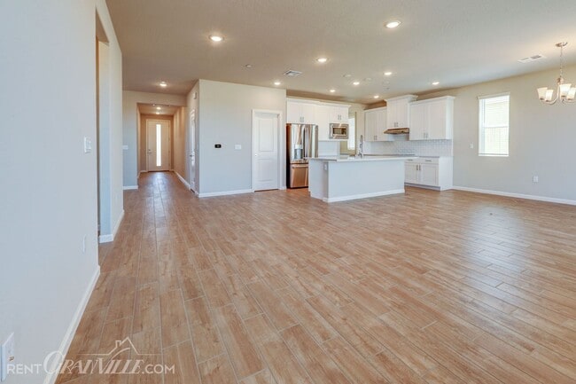 Building Photo - Granville Realty Rental Home
