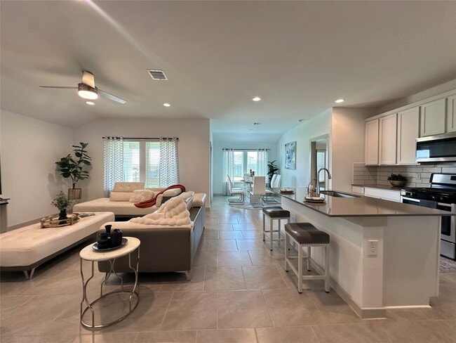 Building Photo - 29403 Paytons Park Ct