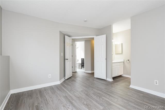 Building Photo - 8834 Cloverleaf Cir