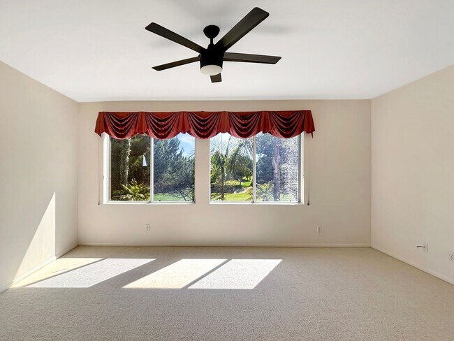 Building Photo - Beautiful & Spacious 5BD/3BA House in East...