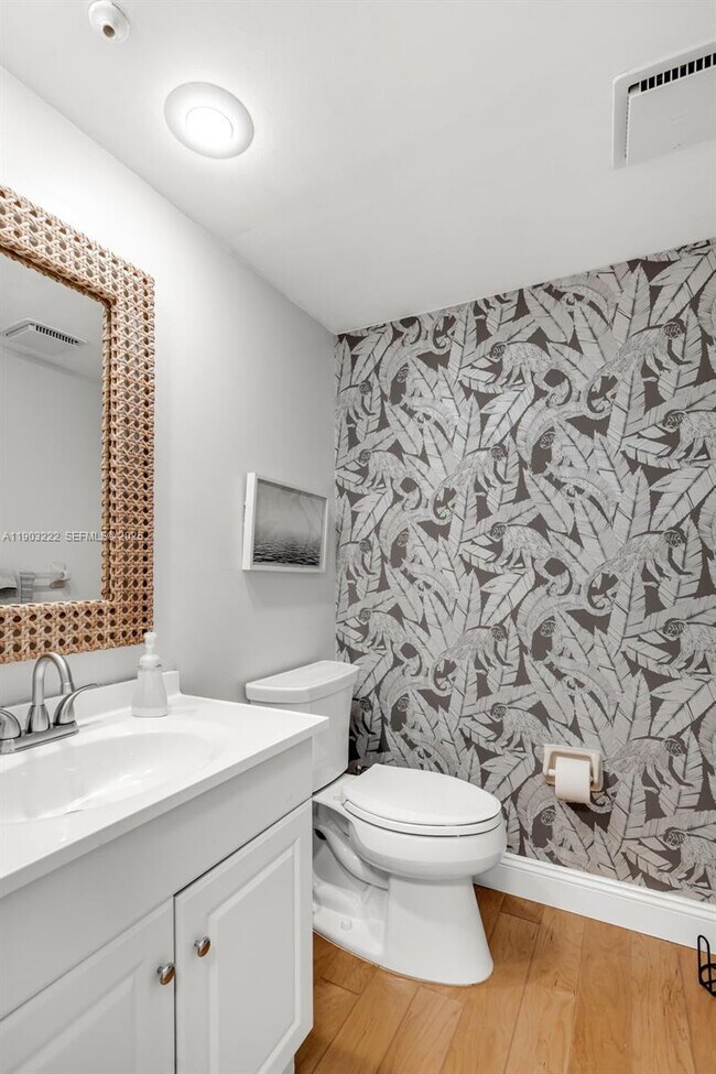 Building Photo - 808 Cypress Blvd