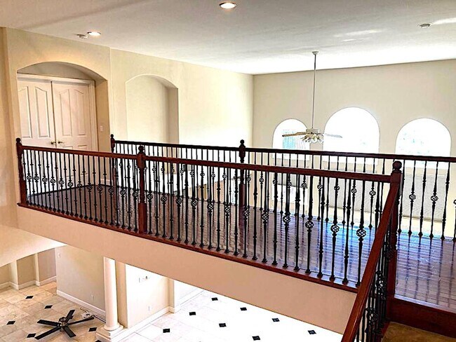 Building Photo - AVAILABLE BY 1/1/26 - ELEGANT AND SPACIOUS 4 BED, 4 BATH 2 STORY HOME WITH VIEWS OF EL DORADO HILLS