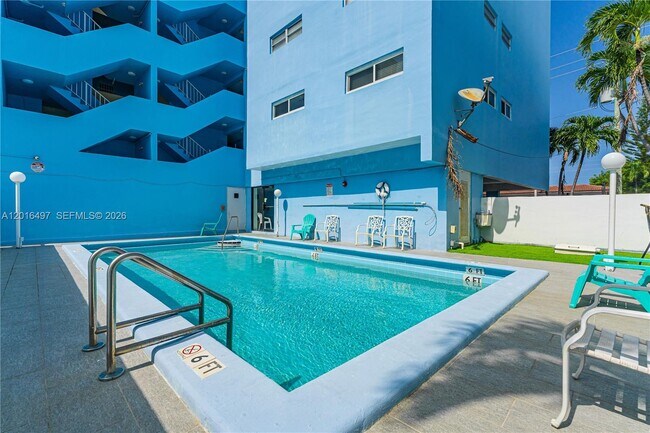 Building Photo - 8340 Harding Ave