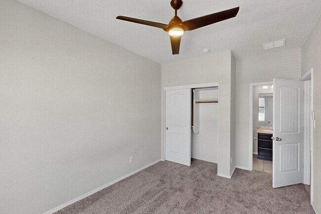 Building Photo - 6736 Tempe Ave NW