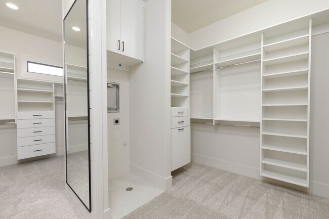 Building Photo - Gorgeous Custom Single Story with RV Garage