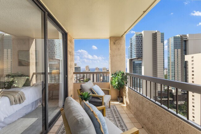 Building Photo - Aloha Towers