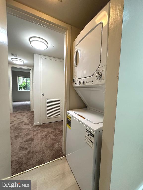 Building Photo - 1420 Northgate Square