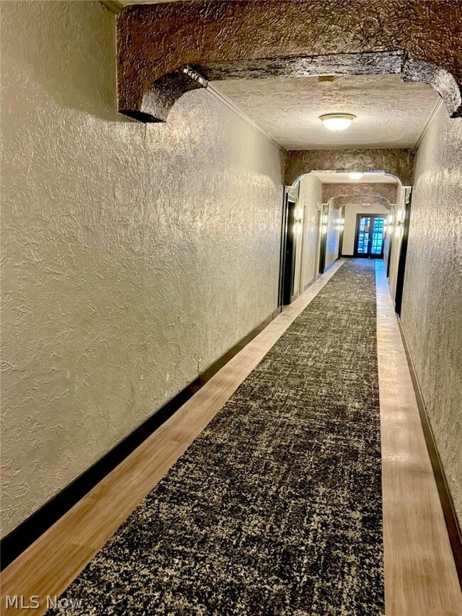 Building Photo - 2374 Euclid Heights Blvd