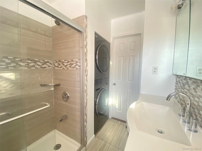 Building Photo - 62 Harold Ave