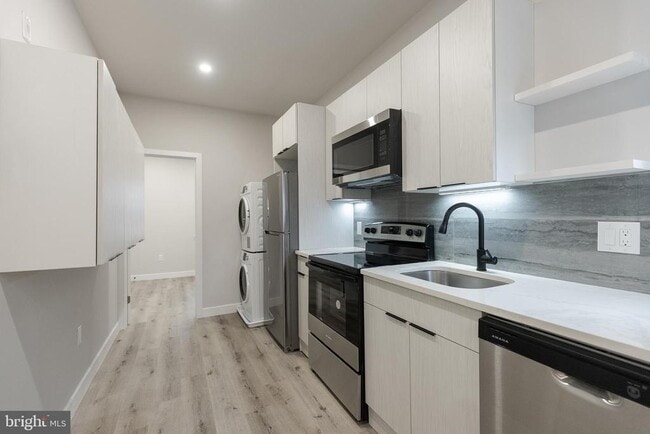 Building Photo - 3108 Haverford Ave