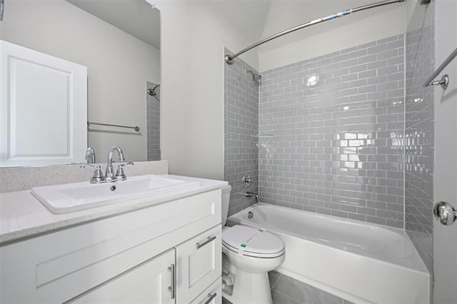 Building Photo - 4009 Bear Creek Ct