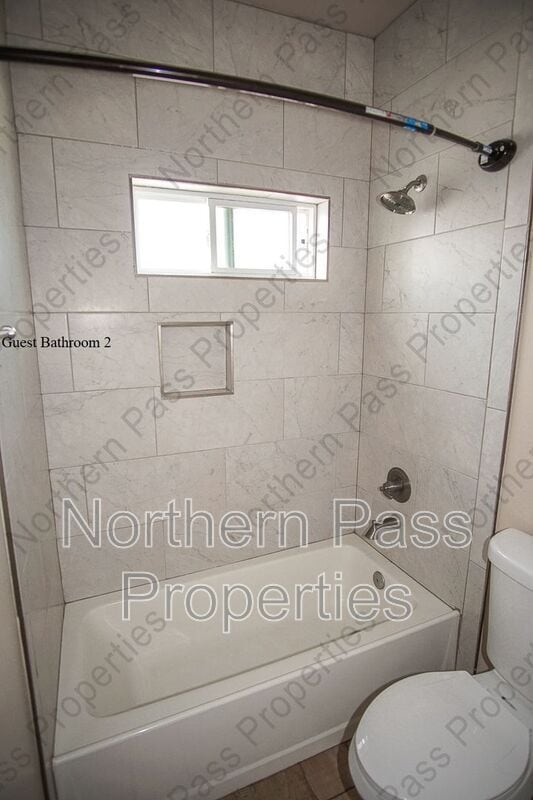 Building Photo - 13094 Castleford Ln