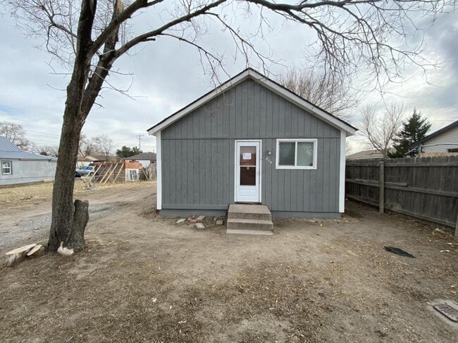 Building Photo - 815 Cleveland St