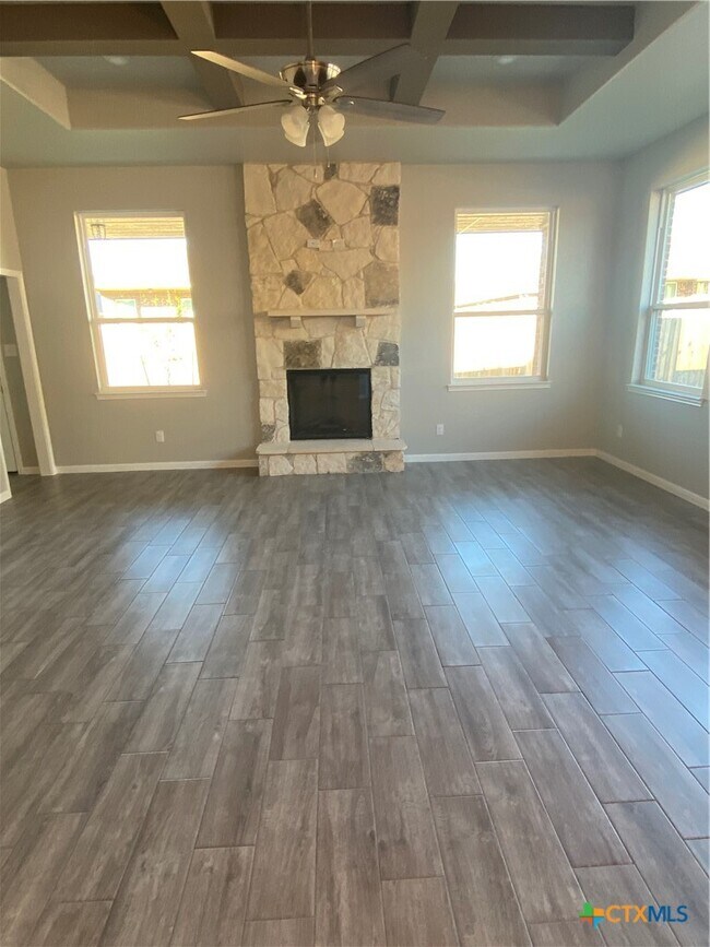 Building Photo - 811 Marlow Cove