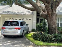 Building Photo - 3090 Pepperwood Ln W