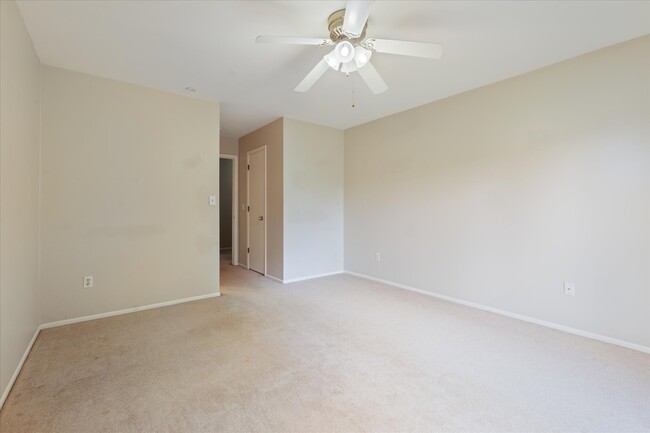 Main Bedroom Entrance - 4745 Cedar Lake Rd S