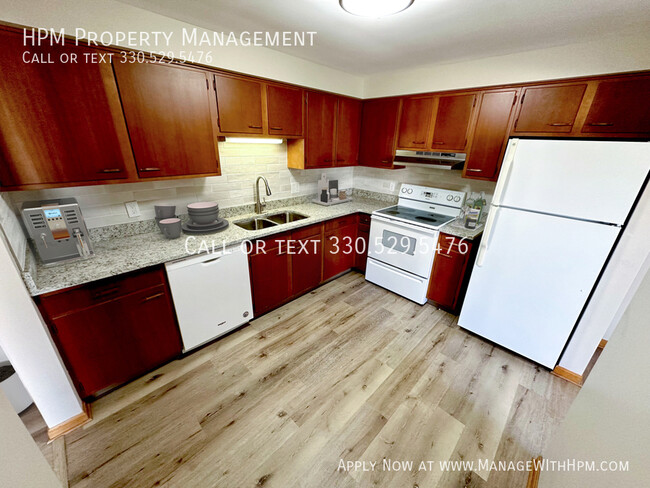 Building Photo - 7145 Starcliff Ave NW