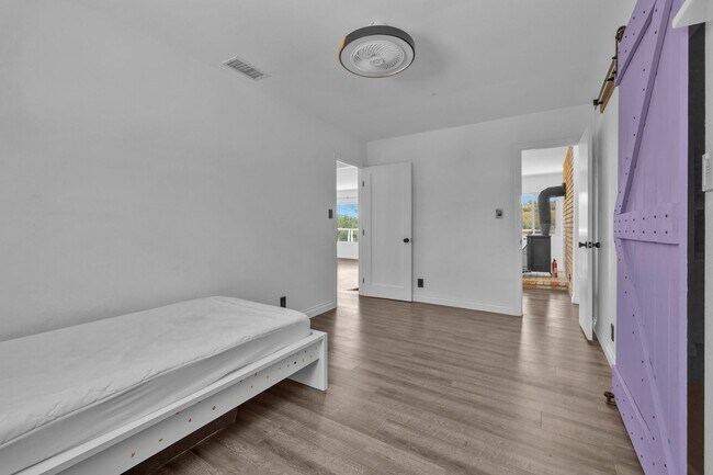 Building Photo - 3/3 HOME available NOW in DESCANSO w/ gara...