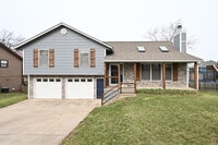 Building Photo - 7704 NW 86th St