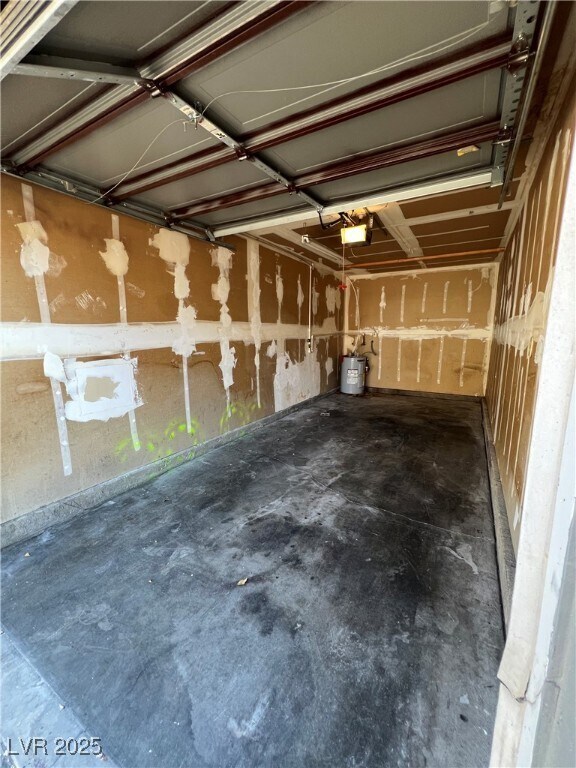 Building Photo - 1009 Willow Tree Dr