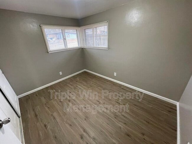 Building Photo - 8322 Sagewood Ln