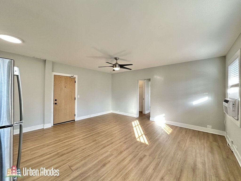 Building Photo - 730 Judson Ave