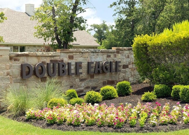 Building Photo - 126 Short Toed Swoop