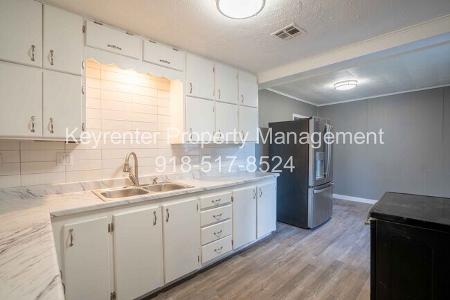 Building Photo - Completely Renovated 2 Bed 1 Bath Rental House in Skiatook!