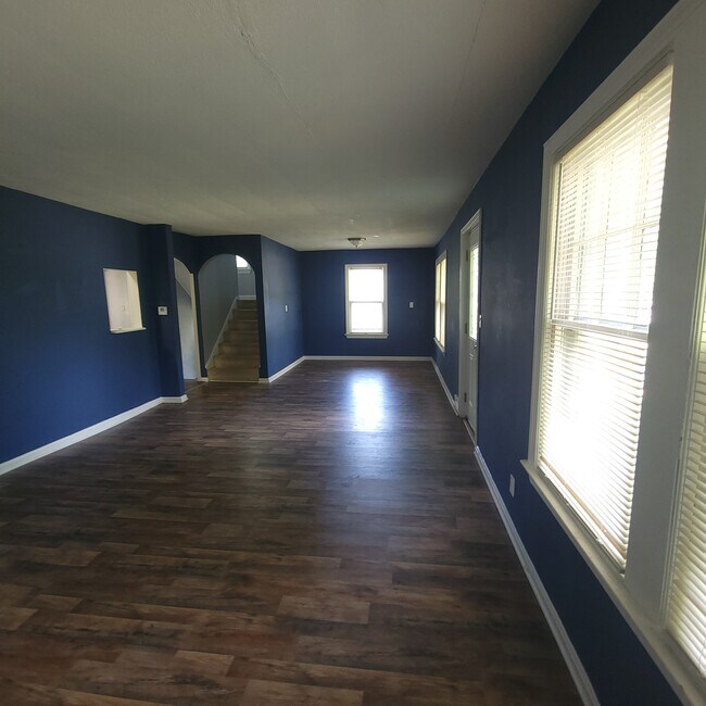 Building Photo - 534 Trebisky Rd