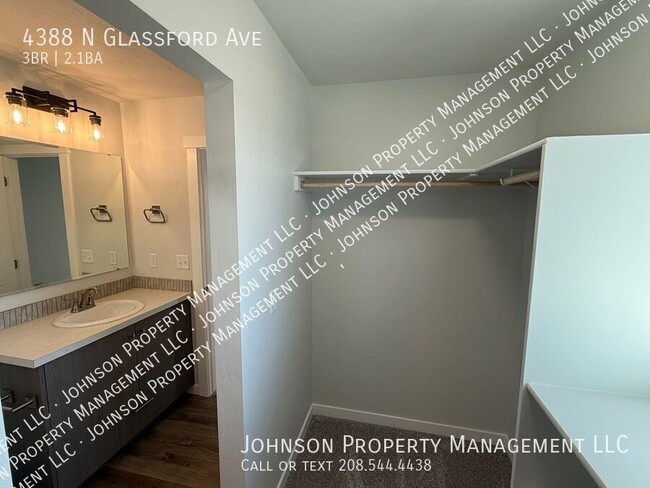 Building Photo - 4388 N Glassford Ave