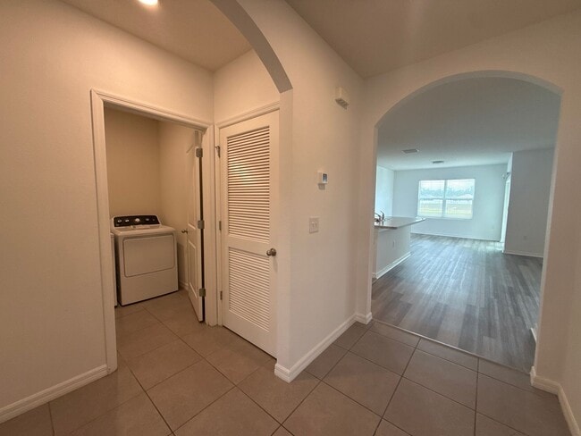 Building Photo - Oak Hill Plantation - Aria Model - 3/2/2 *New Home*