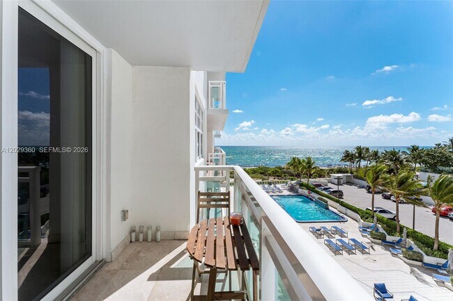 Building Photo - 6917 Collins Ave