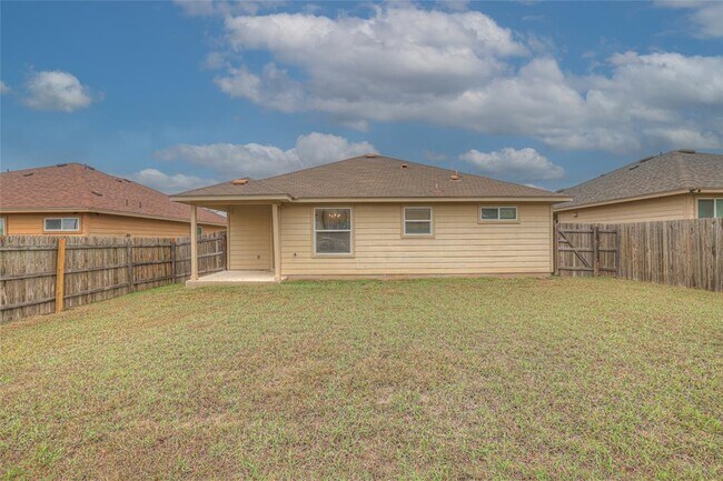Building Photo - 217 Teron Dr