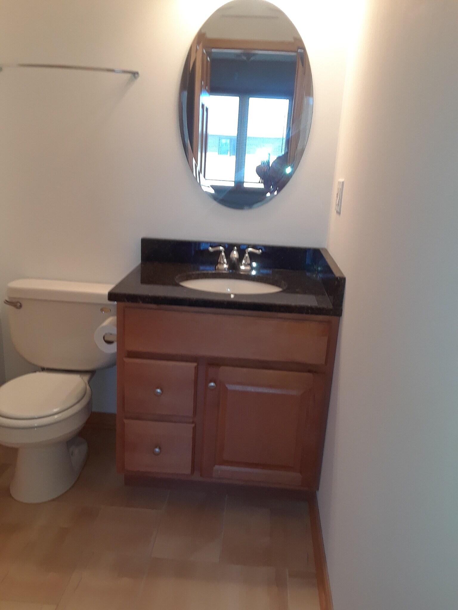 Building Photo - 10459 Mayfield Ave