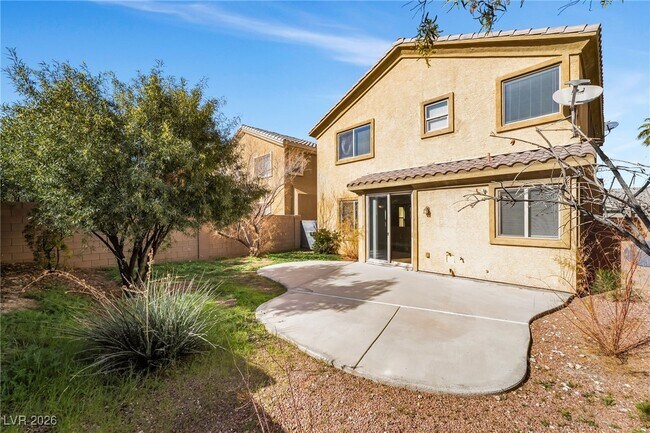 Building Photo - 131 Water Hazard Ln