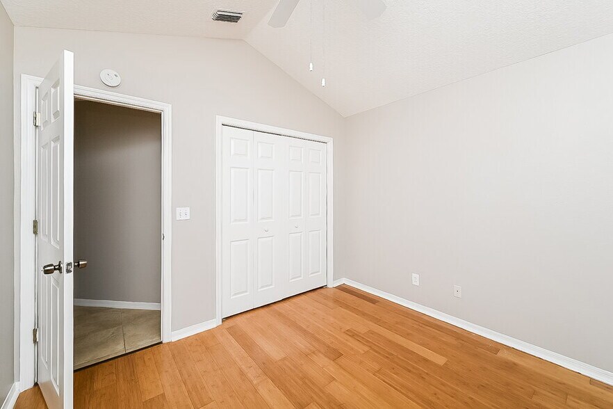 Building Photo - 6152 Weatherwood Cir