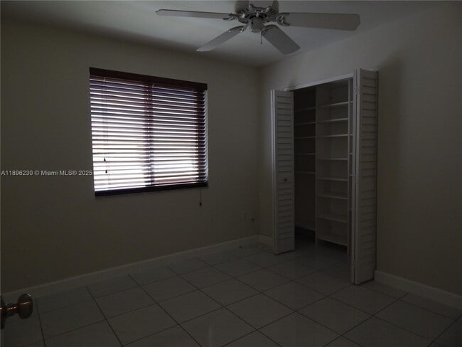 Building Photo - 11530 SW 92nd St