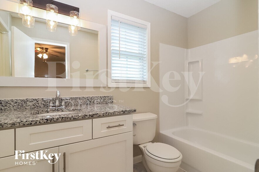 Building Photo - 3247 Palomino Dr